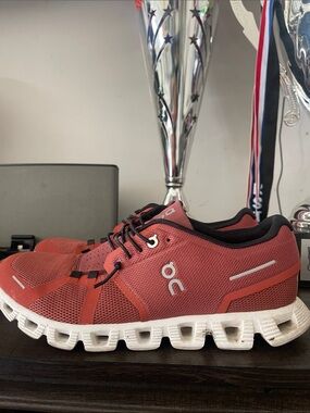 On Running women’s  Cloud Running Shoes - Coral Red/White